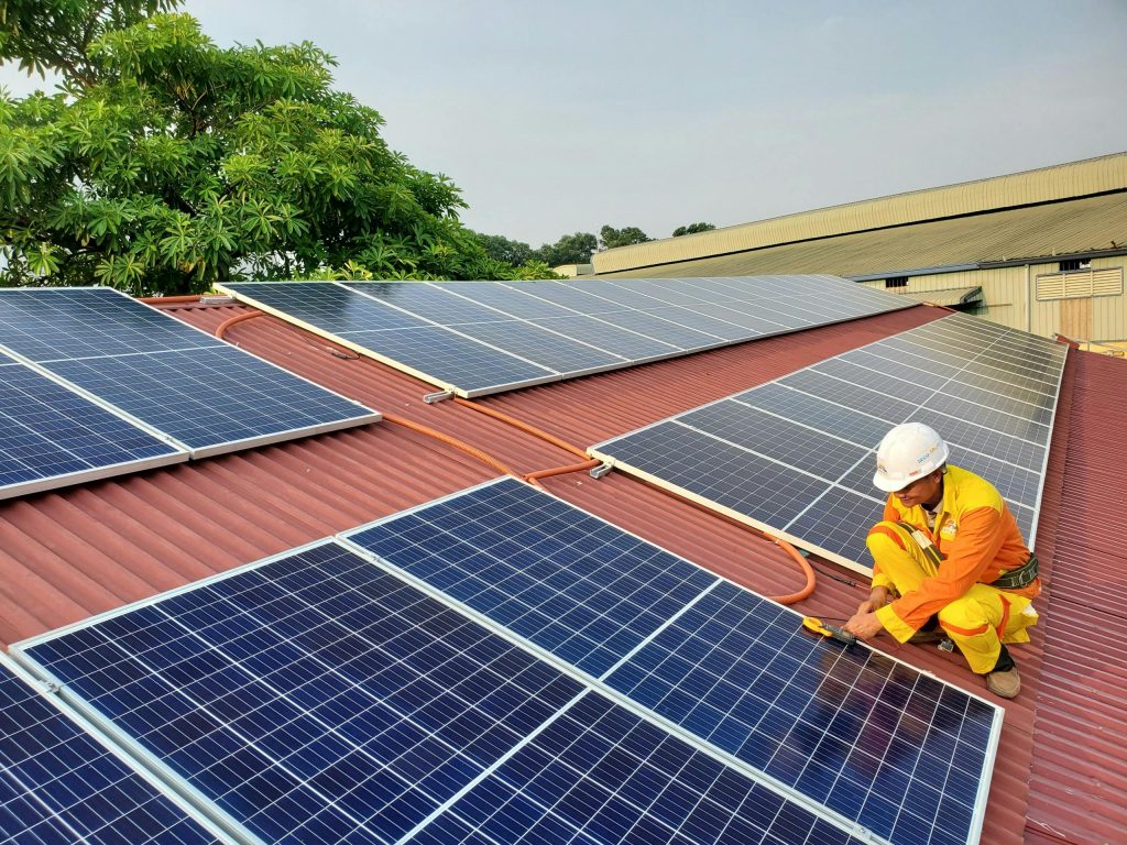 solar panels and electricity bills